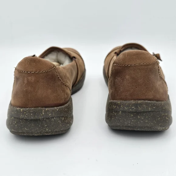 6N - NARROW - Clarks Roseville Sky Women's Slip-Ons, Mahogany Leather, Like New! - Picture 11 of 16